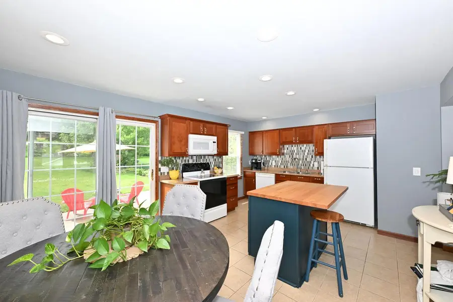 213 McDivitt LANE, Mukwonago, WI 53149 - #3