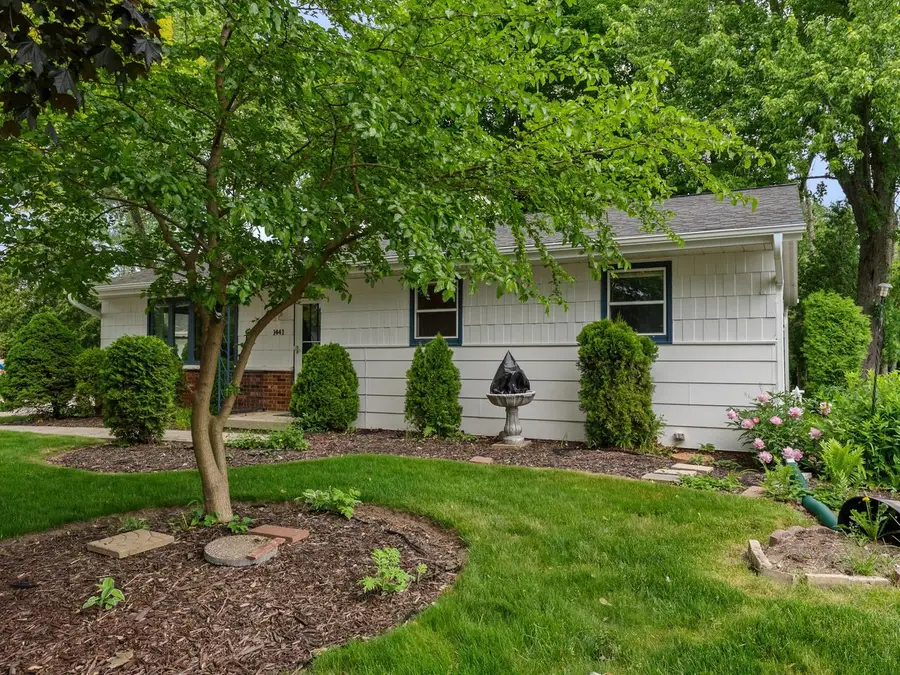1441 Lee CIRCLE, Manitowoc, WI 54220 - #2