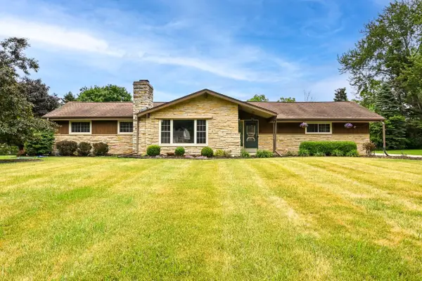 3370 N 129th STREET, Brookfield, WI 53005