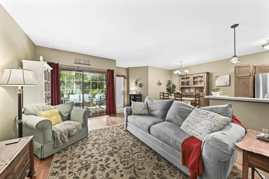 9258 W Kelly PLACE, Hales Corners, WI 53130 - #3