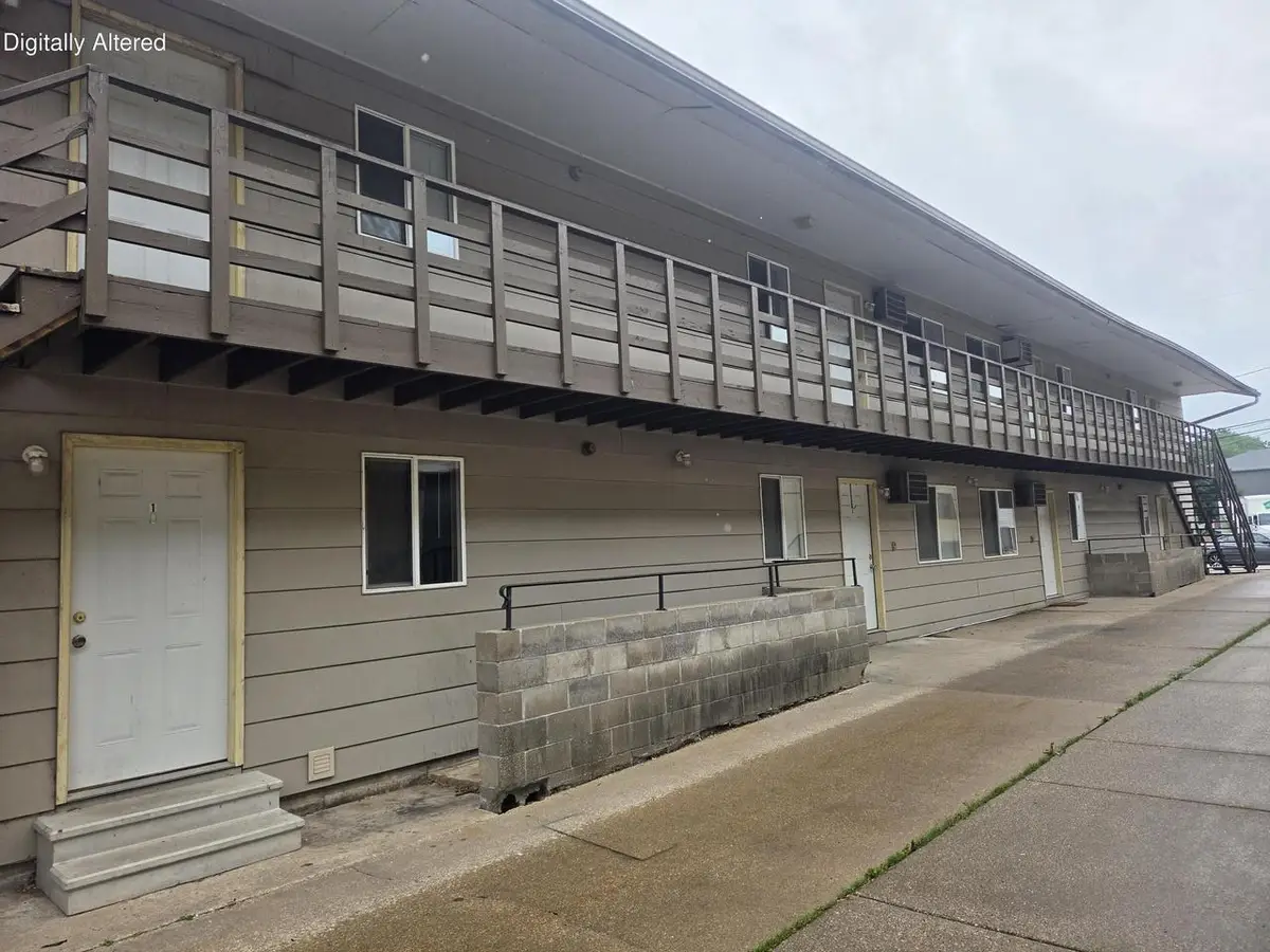 1014 Pine STREET, La Crosse, WI 54601 - #1