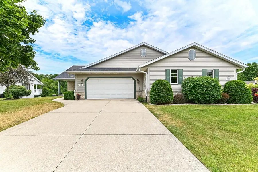 W154N6542 Marvel DRIVE #30, Menomonee Falls, WI 53051 - #2