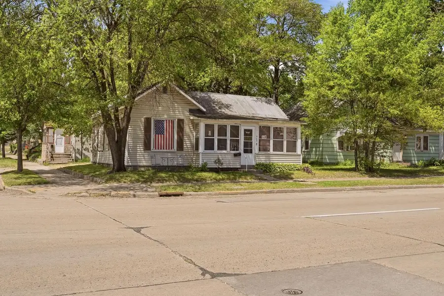 303 Rose STREET, La Crosse, WI 54603 - #2