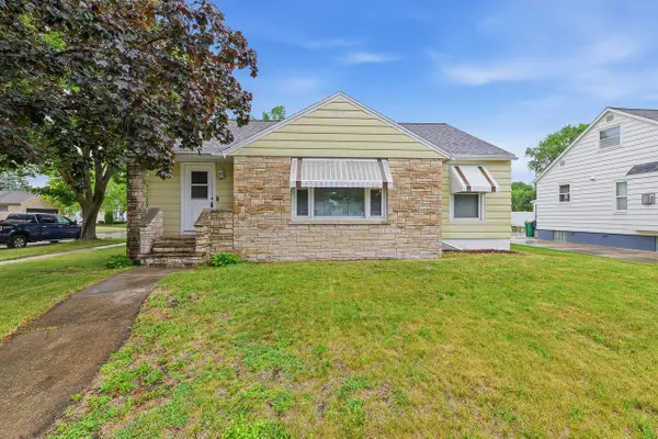 327 E ARNDT STREET, Fond Du Lac, WI 54935