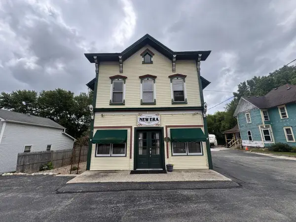 S77W25235 National AVENUE, Waukesha, WI 53189