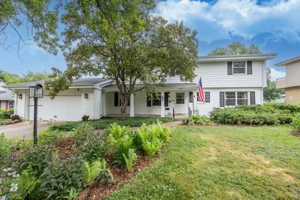 2828 N 122nd STREET, Wauwatosa, WI 53222