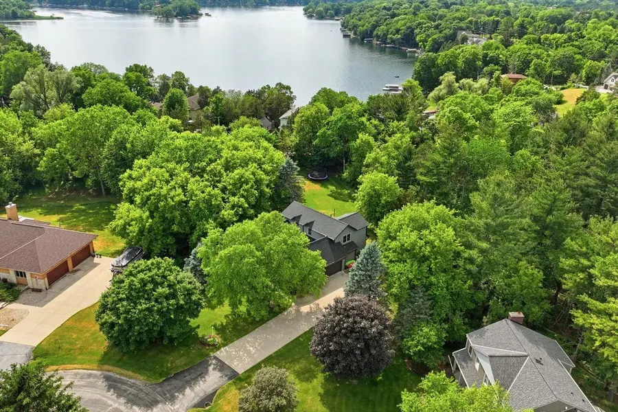 W280N8123 Black Diamond COURT, Hartland, WI 53029 - #2