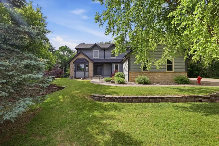 W280N8123 Black Diamond COURT, Hartland, WI 53029 - #3