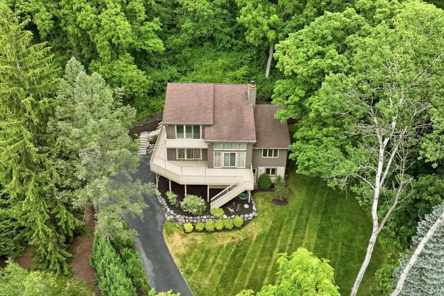 790 Garrison COURT, Delafield, WI 53018 - #3