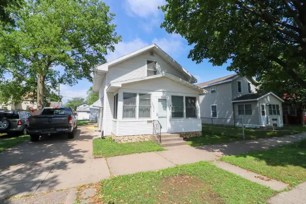 1520 11th STREET S, La Crosse, WI 54601