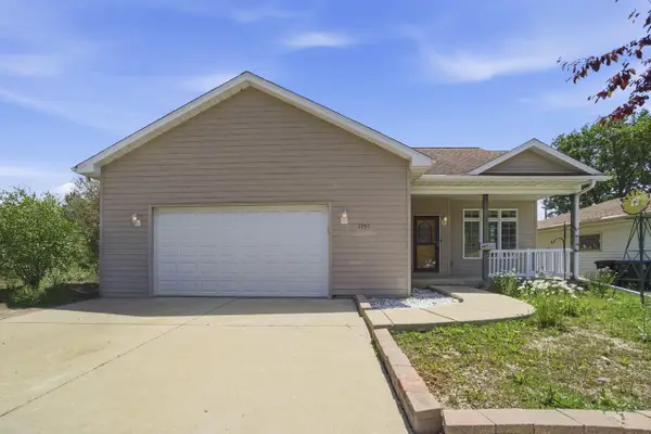 3297 E Ramsey AVENUE, Cudahy, WI 53110