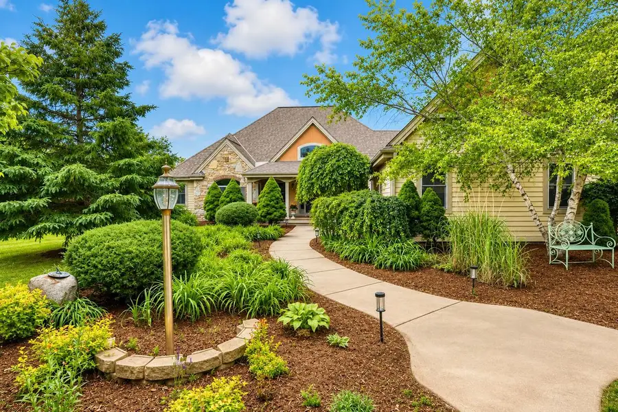 13345 N Windsor COURT, Mequon, WI 53097 - #2