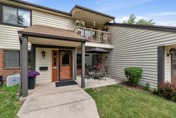 3733 W Loomis ROAD, Greenfield, WI 53221