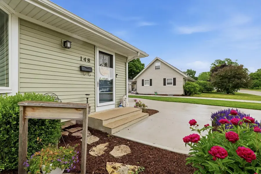 148 Shelly DRIVE, Sheboygan Falls, WI 53085 - #2