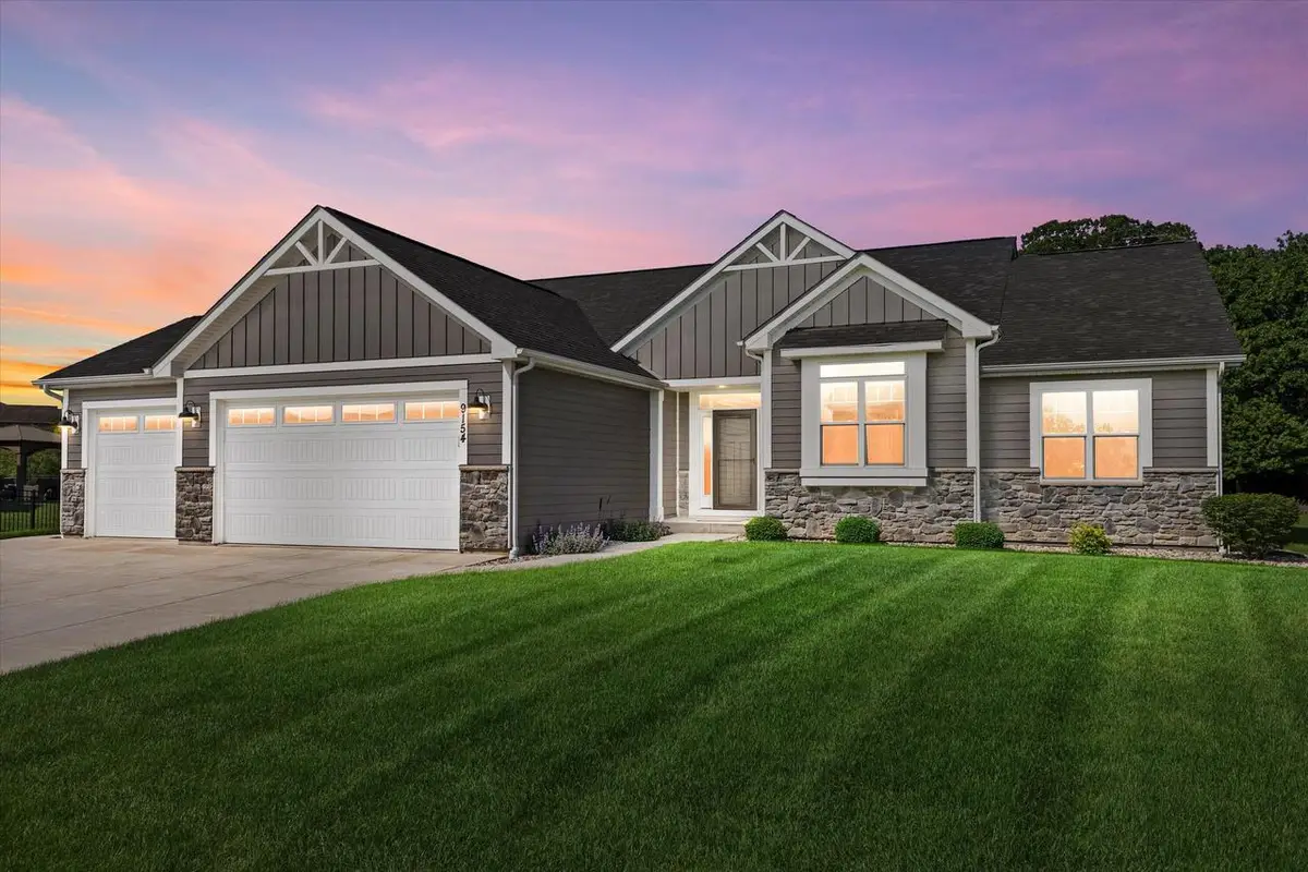 9154 Creekside CIRCLE, Pleasant Prairie, WI 53158 - #1