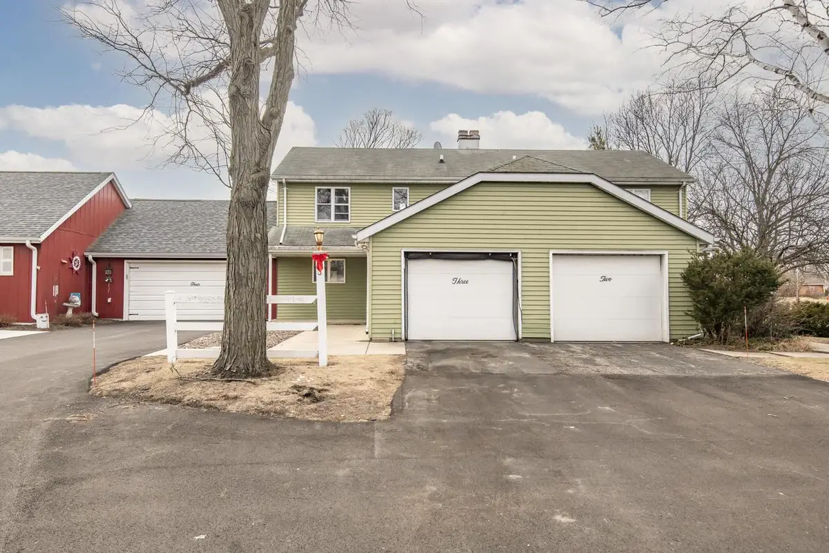 3 Linden CIRCLE, Jefferson, WI 53549 - #1