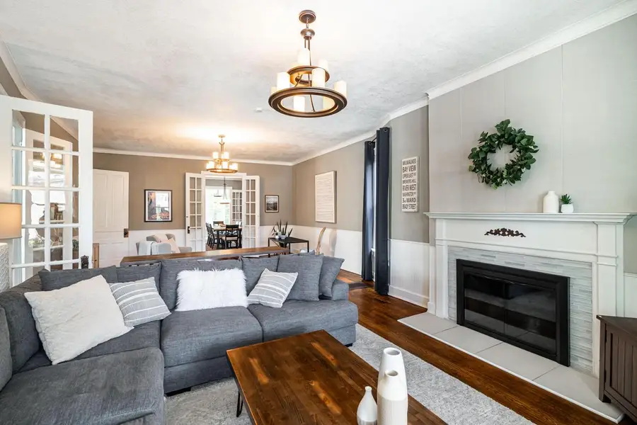1550 E Irving PLACE, Milwaukee, WI 53202 - #3