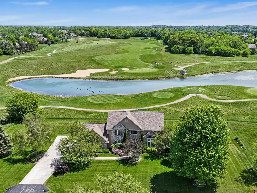 224 Crooked Stick PASS, North Prairie, WI 53153 - #2