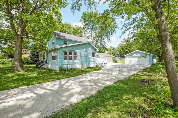 224 Plank ROAD, Mukwonago, WI 53149