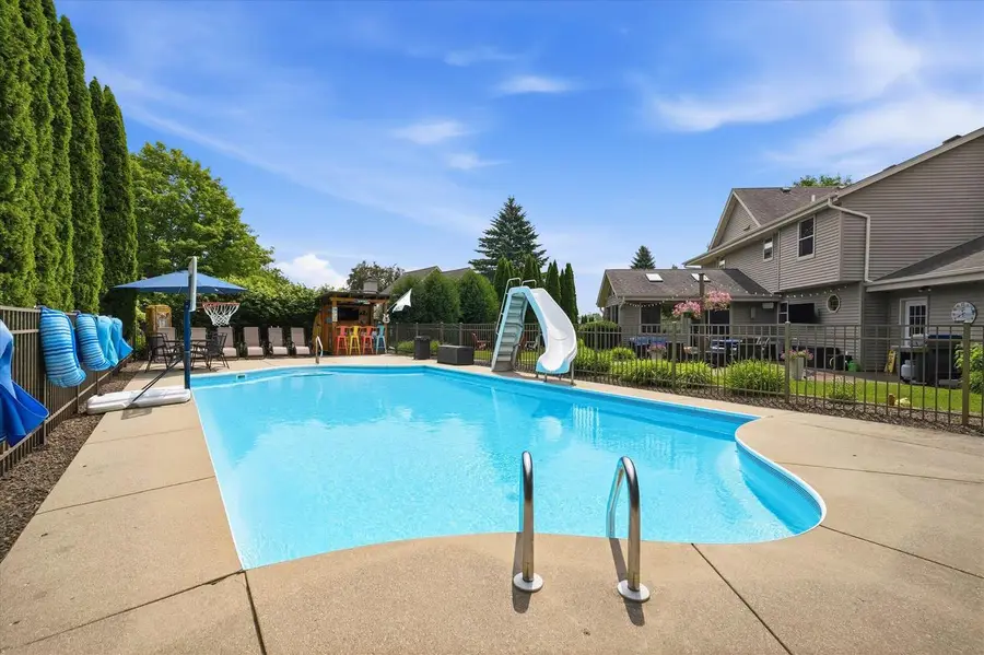 W171N10218 Wildrose LANE, Germantown, WI 53022 - #2