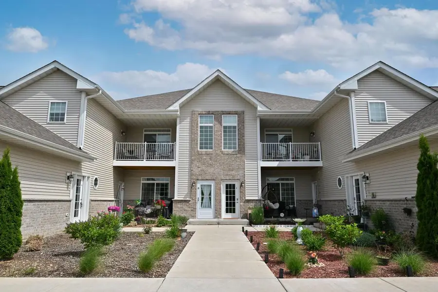 1625 Grey Fox TRAIL #C, Mukwonago, WI 53149 - #3