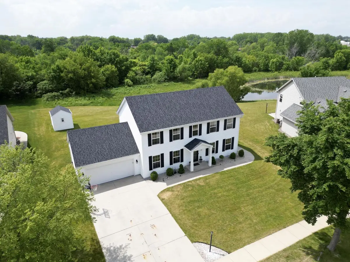 8821 S Carrollville CIRCLE, Oak Creek, WI 53154 - #1