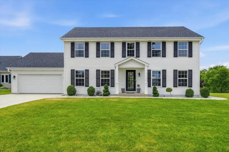 8821 S Carrollville CIRCLE, Oak Creek, WI 53154 - #3