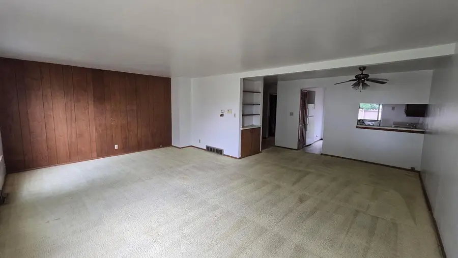 7801 N 60th STREET #E, Milwaukee, WI 53223 - #3