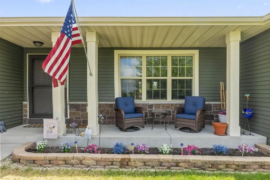 W1401 Stoney Brook COURT, Ixonia, WI 53036 - #3