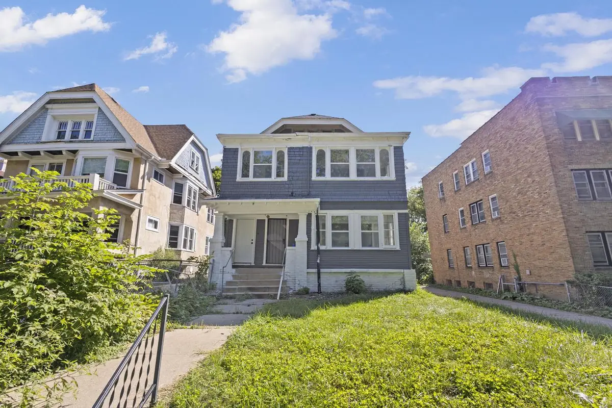4266 W Highland BOULEVARD #4268, Milwaukee, WI 53208 - #1