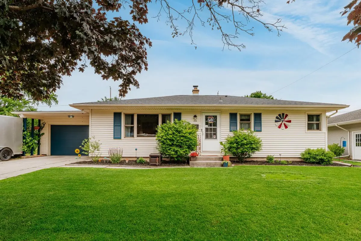 332 S Kendrick AVENUE, Burlington, WI 53105 - #1