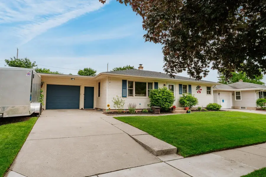 332 S Kendrick AVENUE, Burlington, WI 53105 - #2