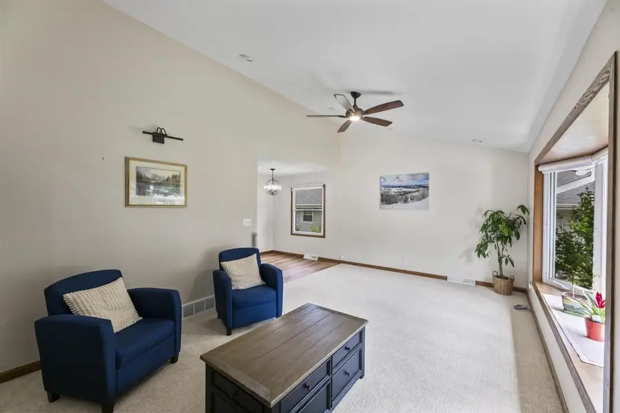 7880 W Plainfield AVENUE, Greenfield, WI 53220 - #3