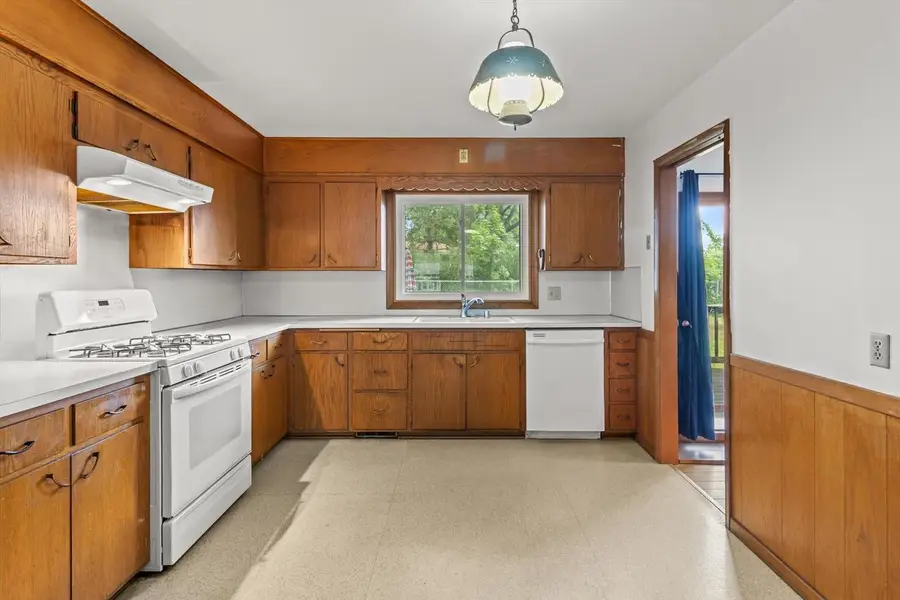 418 S Braun AVENUE, Jefferson, WI 53549 - #2