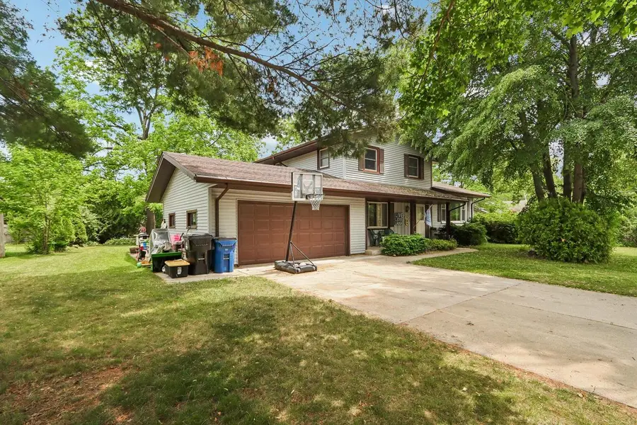 1419 Crabapple DRIVE, Racine, WI 53405 - #2