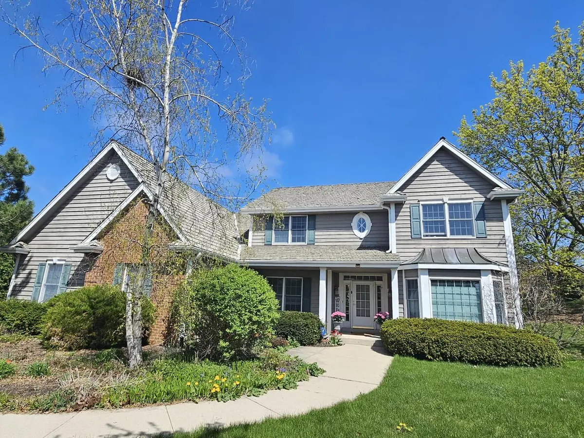 18840 Brookridge DRIVE, Brookfield, WI 53045 - #1