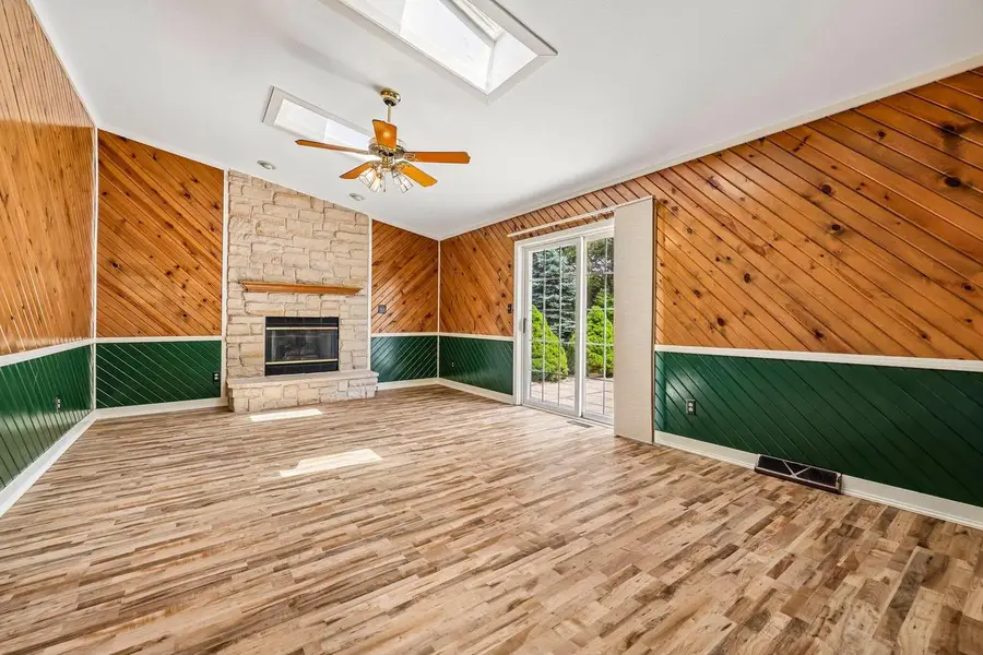 W183S8590 Sue Marie LANE, Muskego, WI 53150 - #2