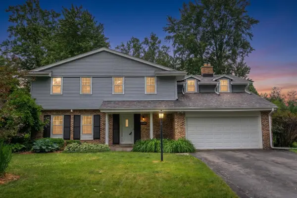 21565 Ann Rita DRIVE, Brookfield, WI 53045