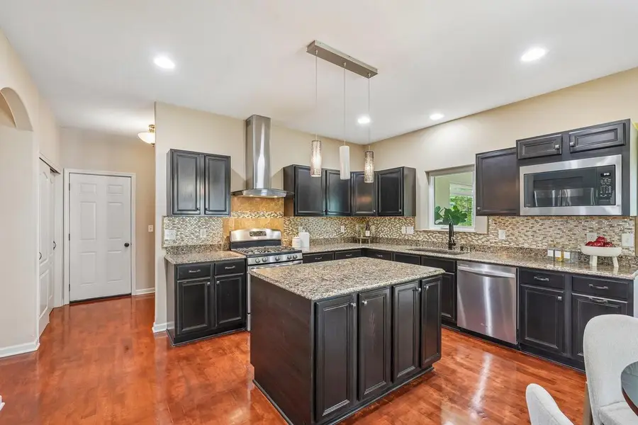 N55W20970 Carters Crossing CIRCLE, Menomonee Falls, WI 53051 - #3