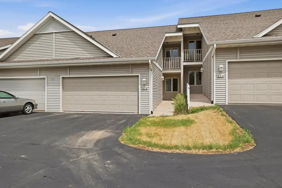 970 Oconomowoc PARKWAY, Oconomowoc, WI 53066 - #3