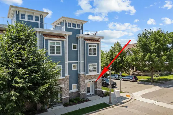 303 E Pier STREET, Port Washington, WI 53074