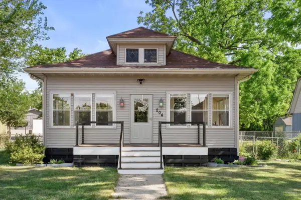 204 E North STREET, Silver Lake, WI 53170