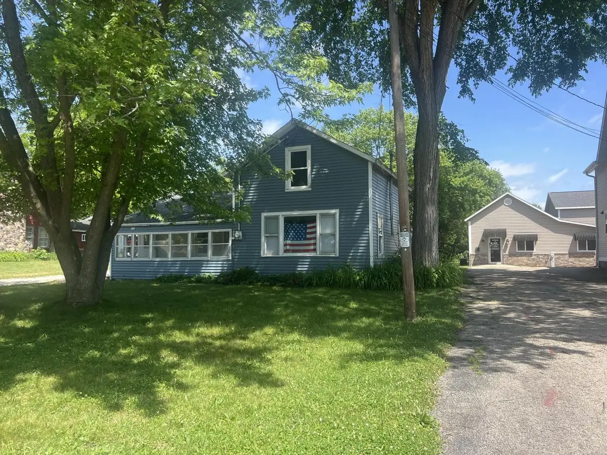 526 E Milwaukee STREET, Whitewater, WI 53190 - #1