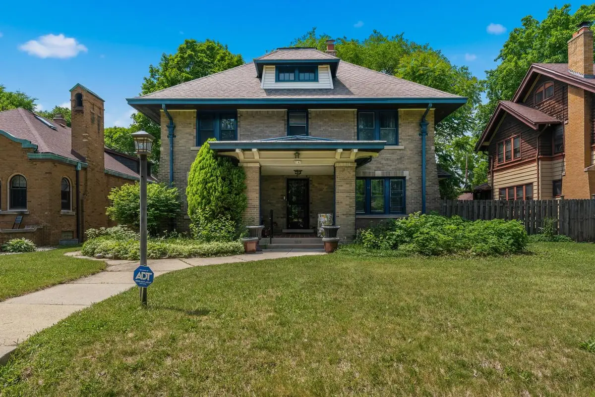 2147 N 53rd STREET, Milwaukee, WI 53208 - #1