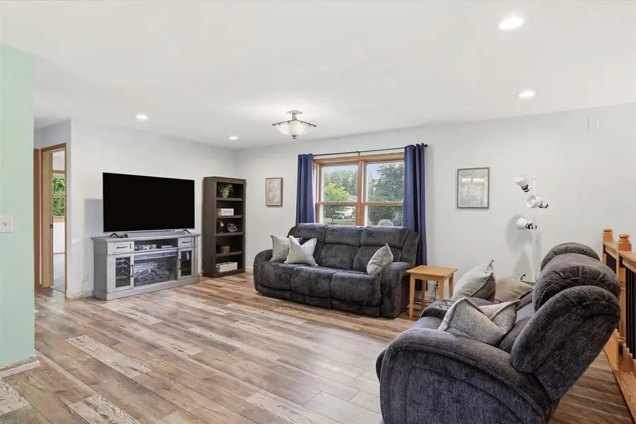 W226N8085 Rolling Hills DRIVE, Lisbon, WI 53089 - #3