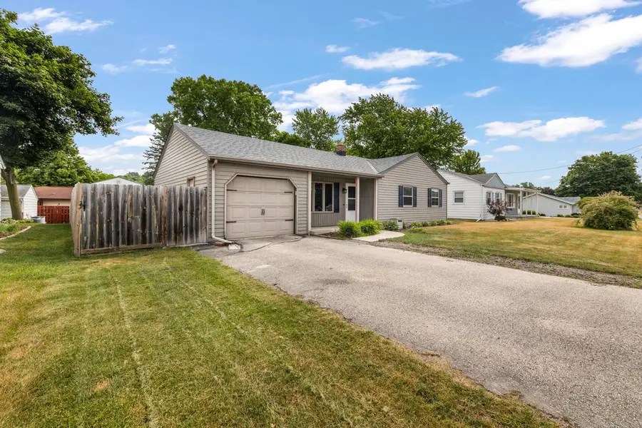 218 E Washington STREET, Slinger, WI 53086 - #2