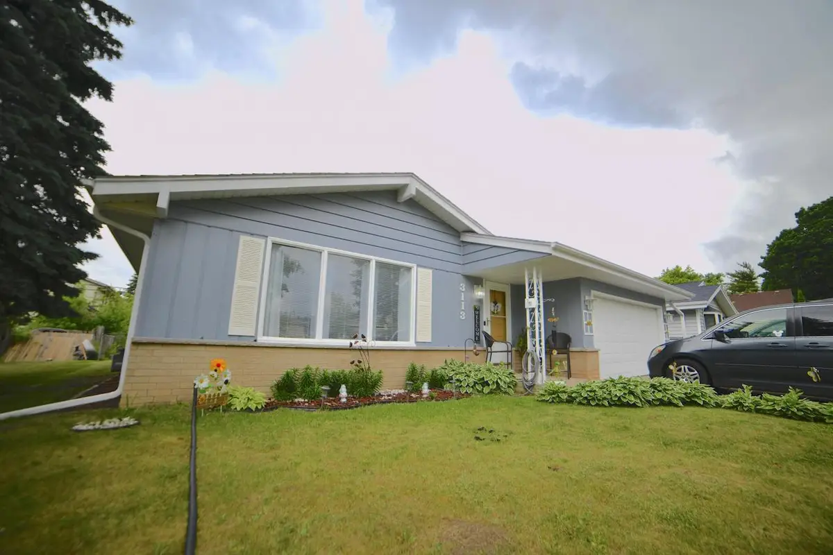 3113 W Ramsey AVENUE, Greenfield, WI 53221 - #1