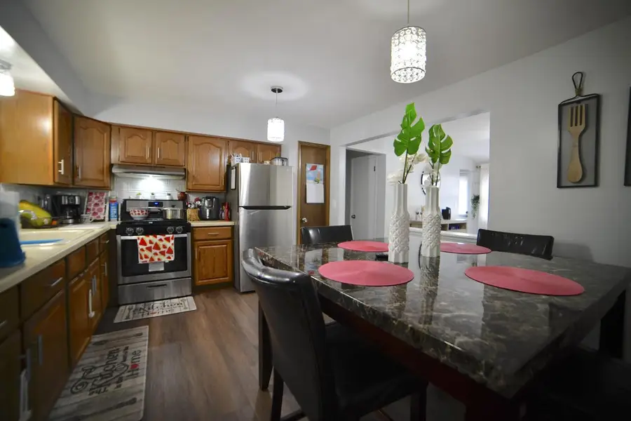 3113 W Ramsey AVENUE, Greenfield, WI 53221 - #3