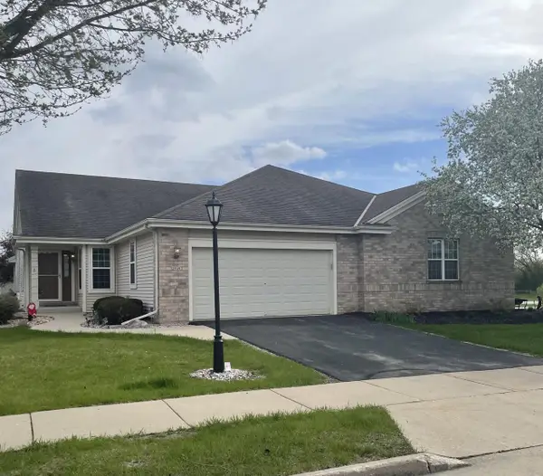 2949 Clearwater LANE, Waukesha, WI 53189