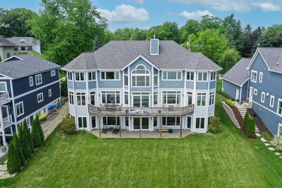 3711 Lake STREET, Burlington, WI 53105 - #3